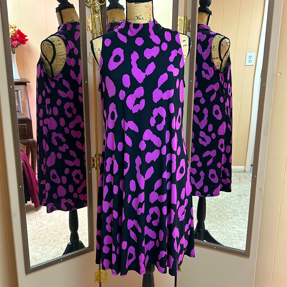 Established 1846 size medium - Picture 1 of 5